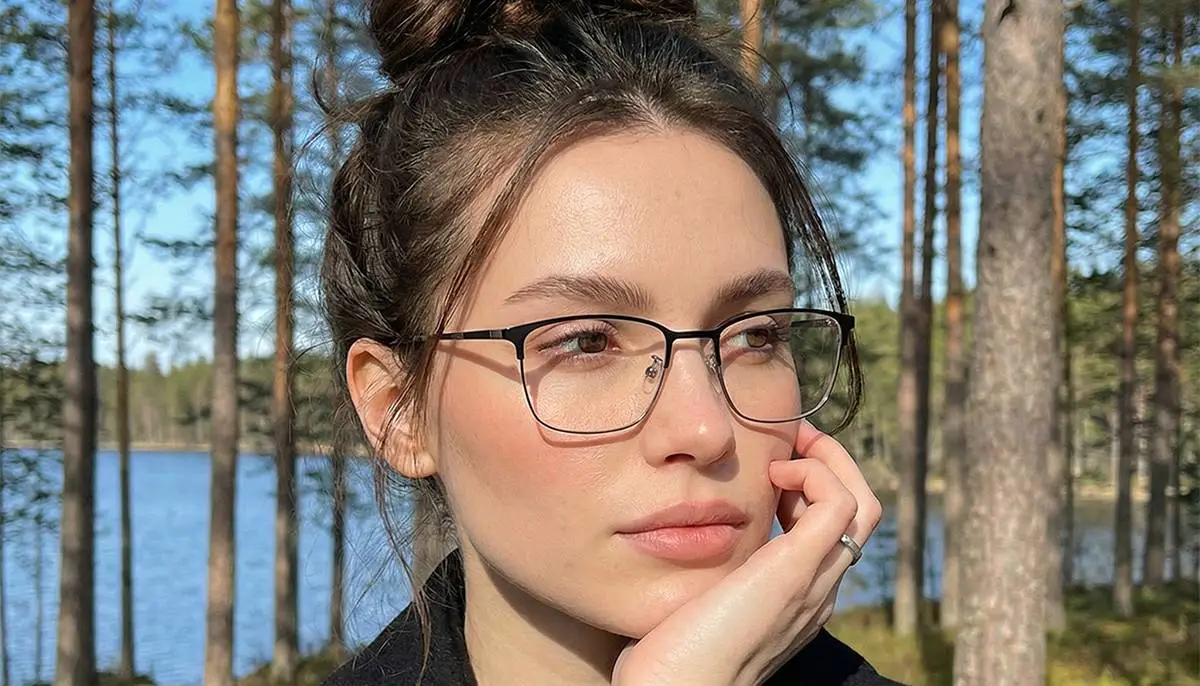 How to Find Glasses That Actually Fit When Buying Online